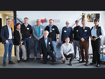 Gruppenbild mit 11 Personen in der DHBW Mannheim.