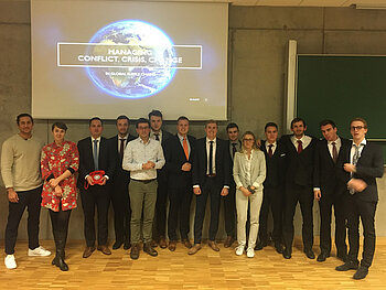 Teilnehmer*innen einer studentischen Konferenz