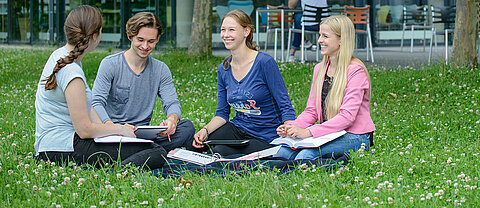 Sie möchten regelmäßige Updates zum Campusleben?