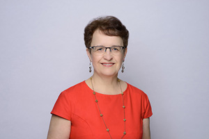 Eva Mroczek